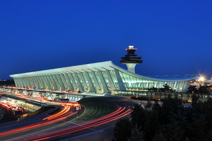 Dulles International Airport (IAD)